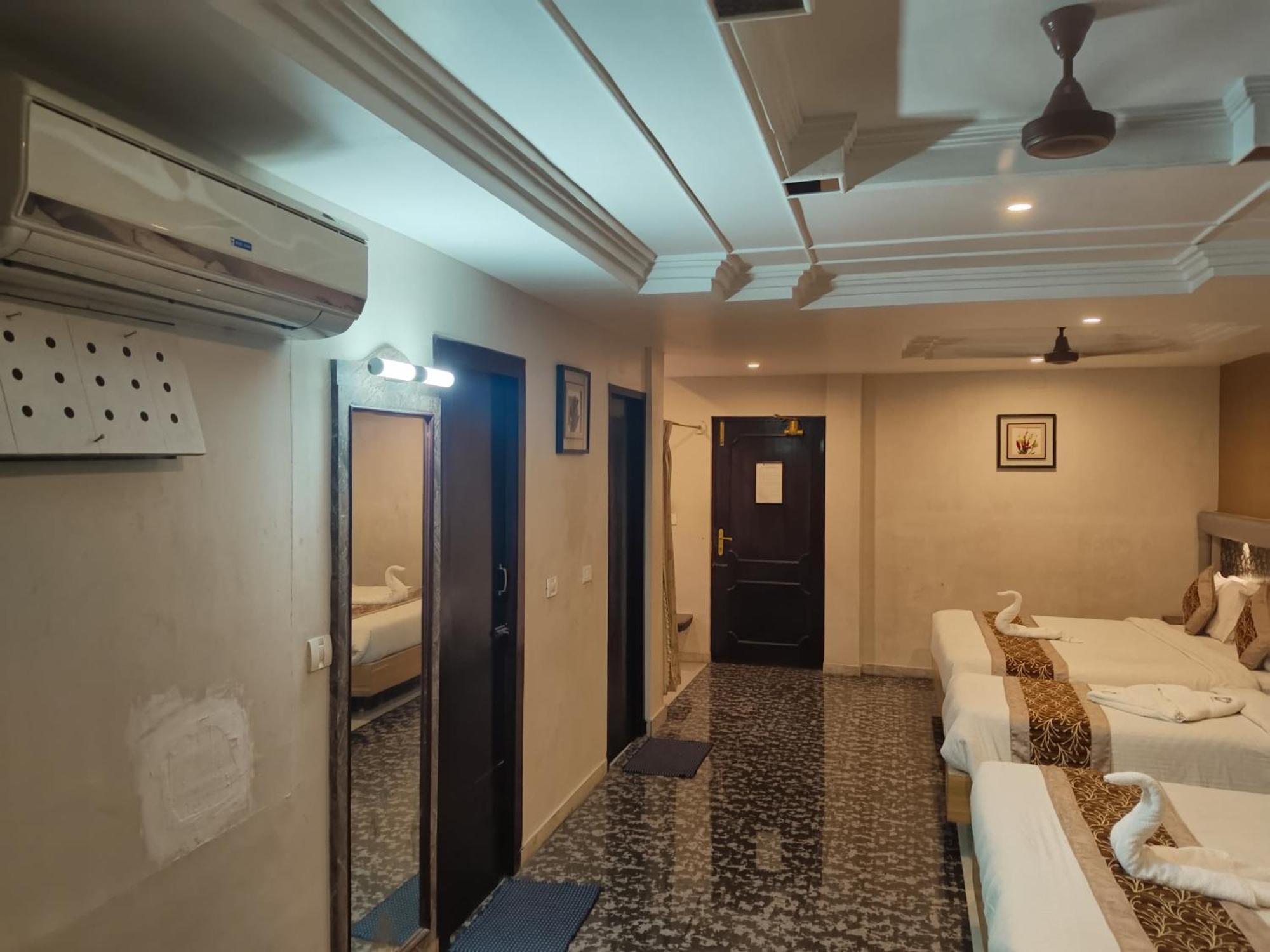 Hotel Mayas Tiruchirappalli Экстерьер фото